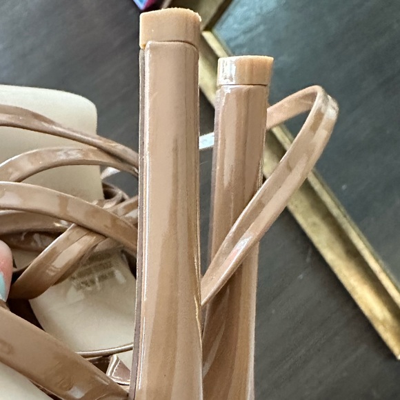 Steve Madden UPLIFT CAMEL Nude Tie Up Heels 👠 size 7 - Picture 8 of 11